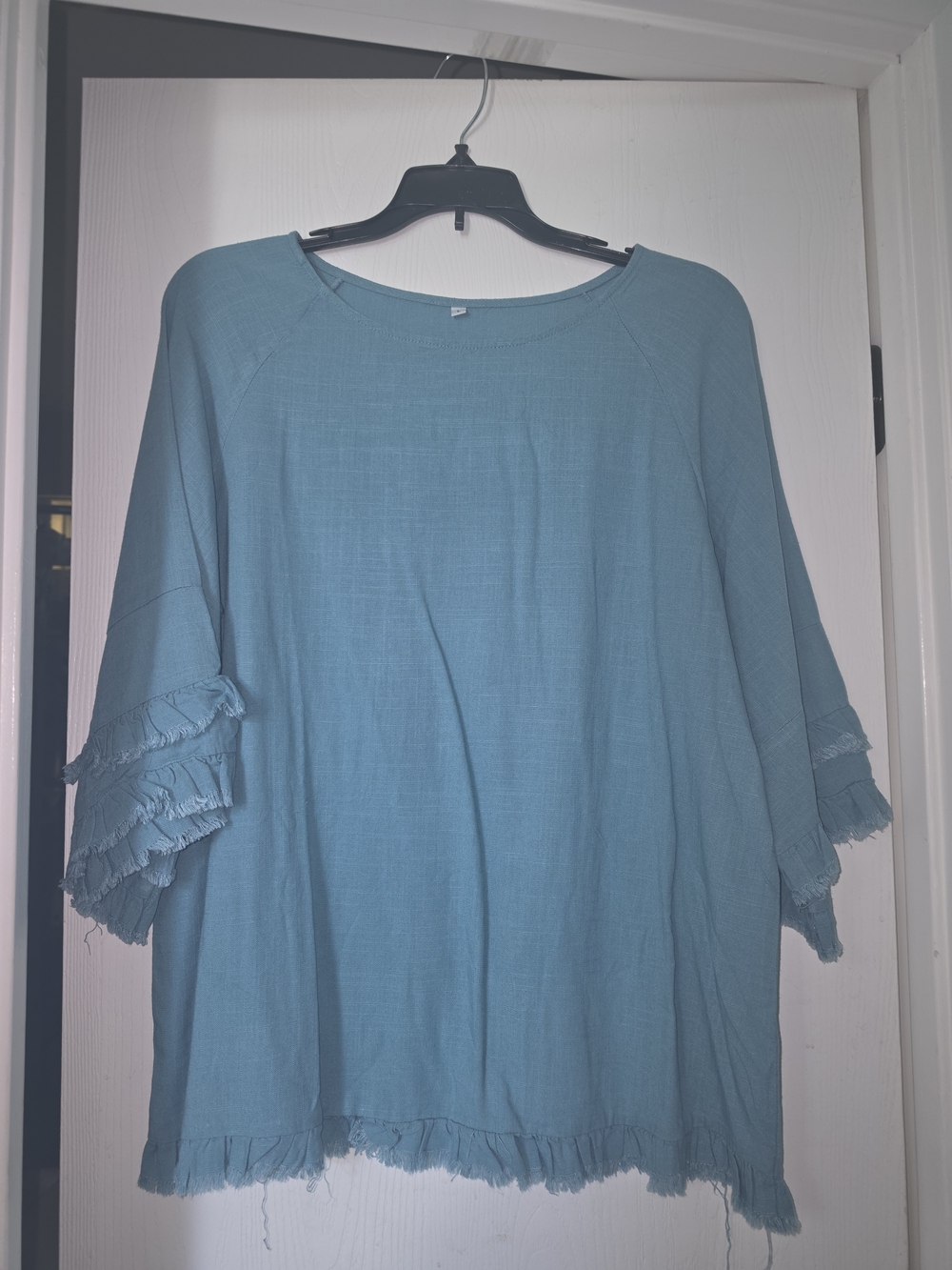 Women’s Turquoise Frayed Sleeve Boho/Western Top